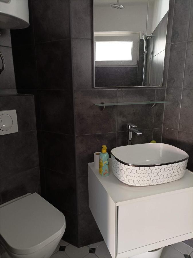 Apartment Seventh Continent Sibenik Bagian luar foto